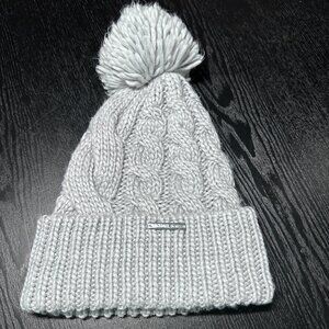Michael Kors Beanie - Cable Knit Hat w/ Pom-Pom - Gray